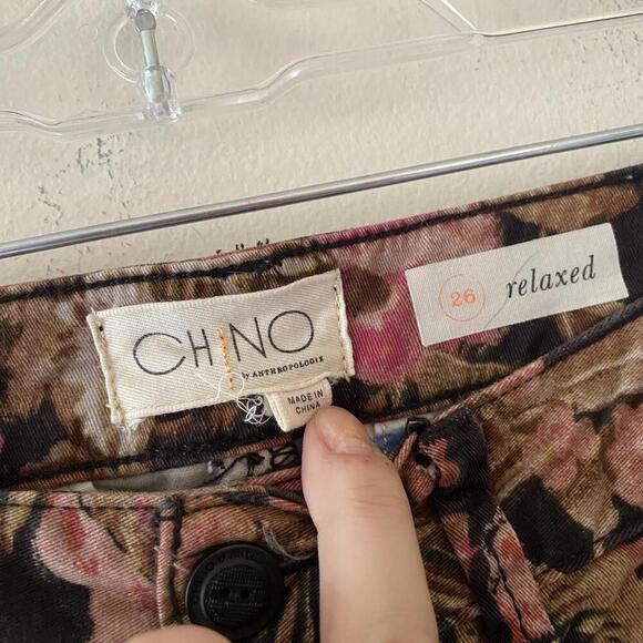 CHINO ANTHROPOLOGIE black pink floral pants - Picture 5 of 6